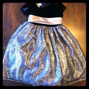 Girls holiday dress